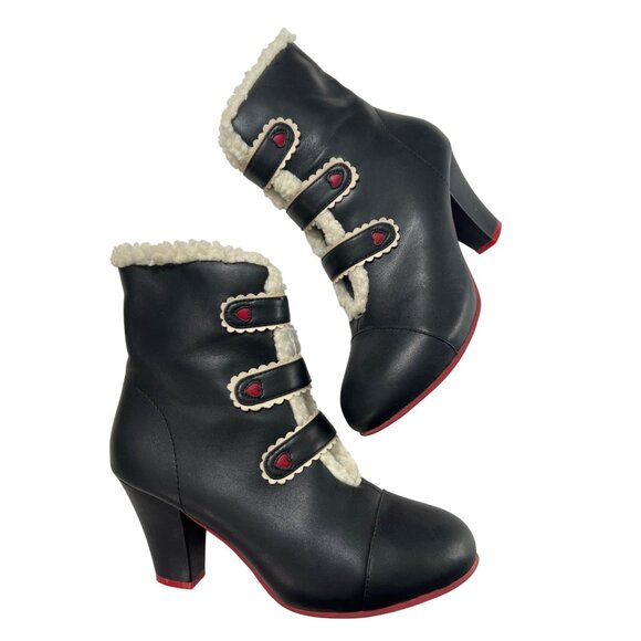 Lola Ramona Hearts Black Heeled Ankle Boots With Faux Fur Trim Size 9.5-10 - Picture 1 of 11